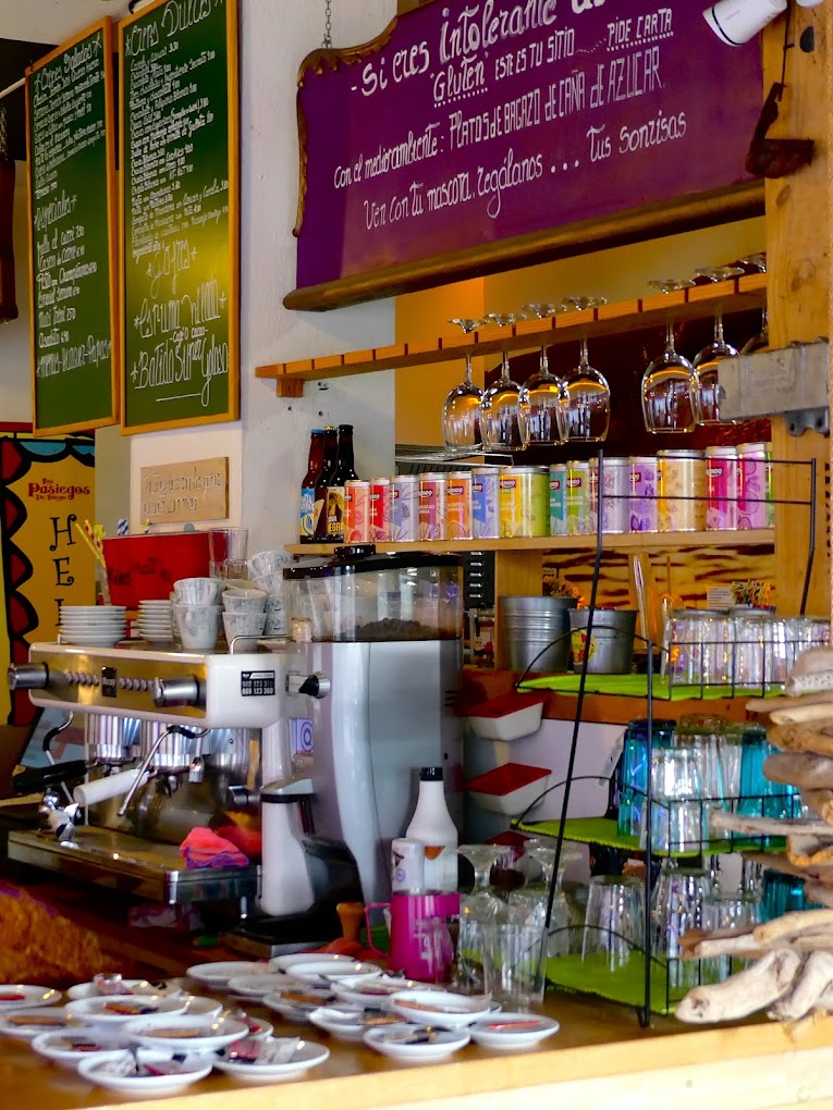 Dulce y Saladito Somo - Café dog-friendly