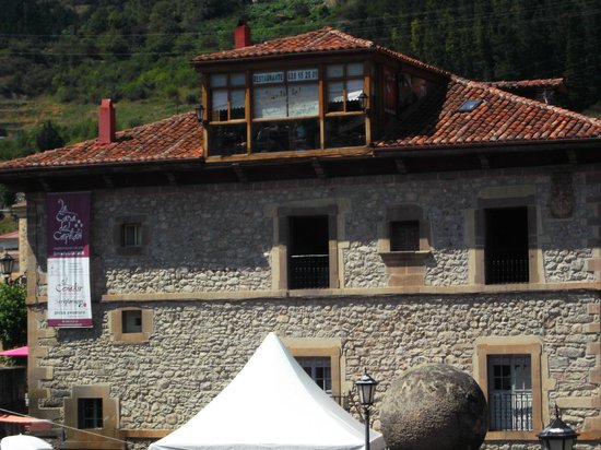 El Cenador del Capitán - Restaurante de mariscos dog-friendly